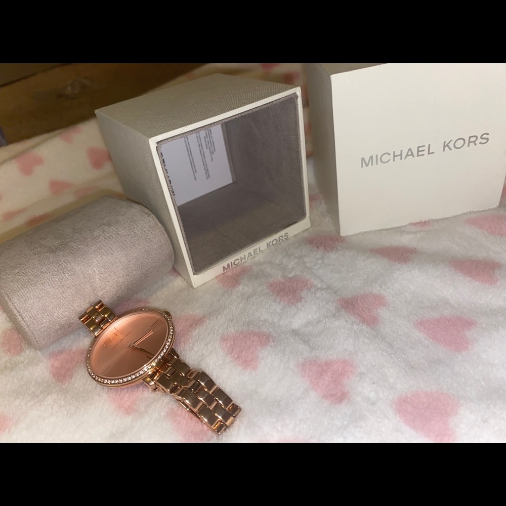 Micheal kors watch woman’s one size